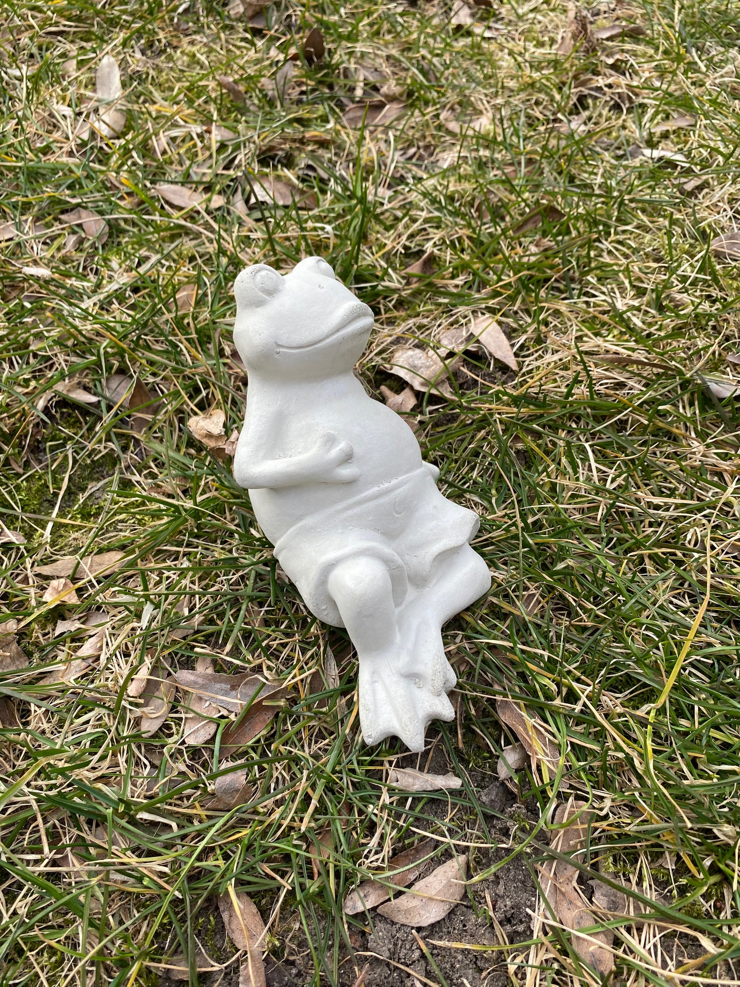 Handmade Relaxed Frog Cement Statue