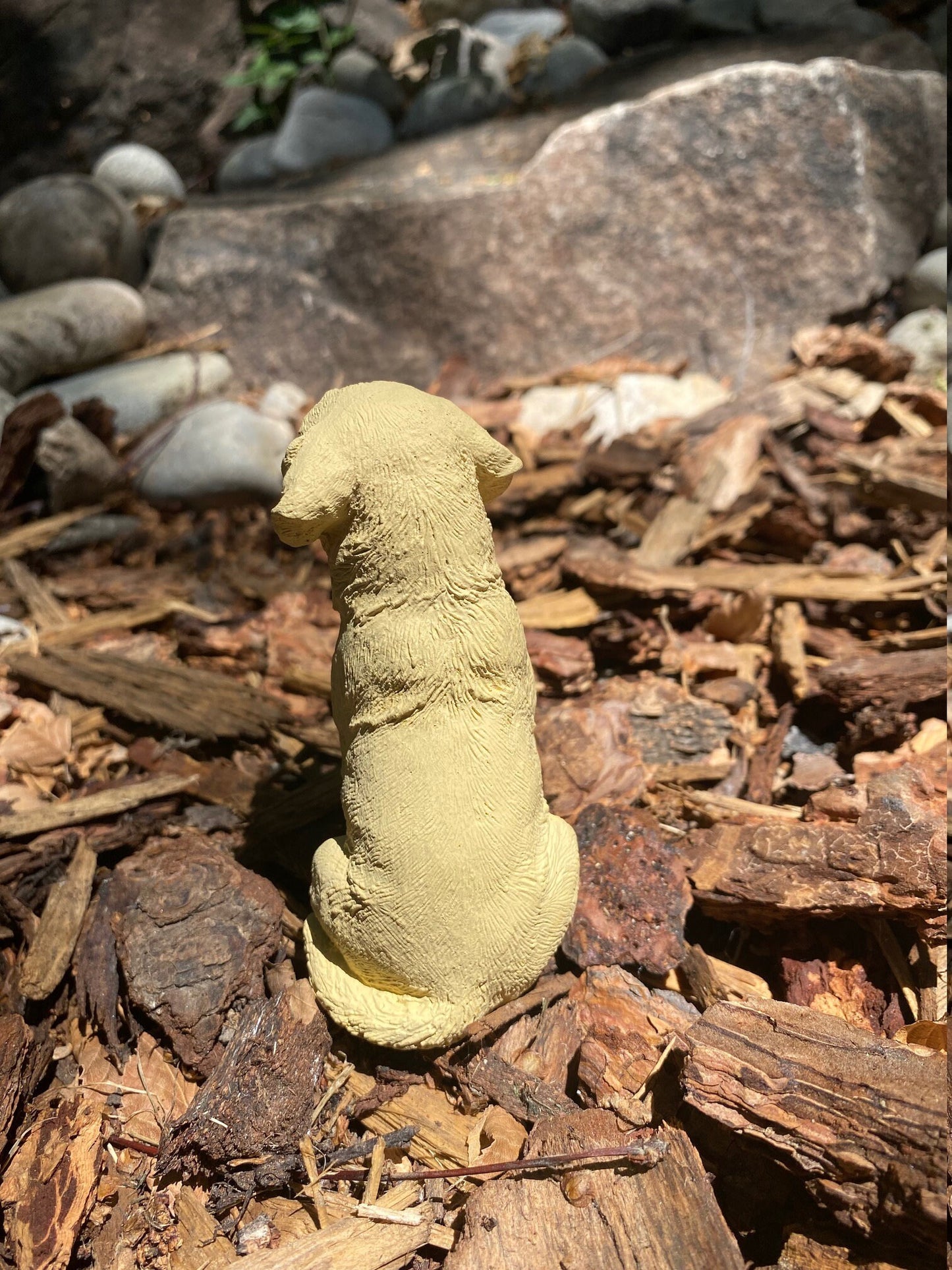 Handmade Pair of Labrador Retriever Concrete Figures
