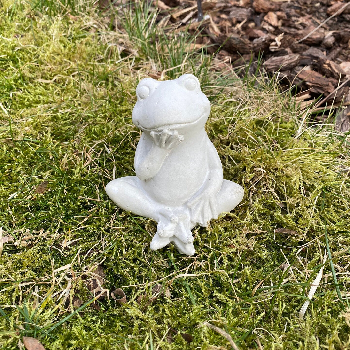 Handmade Sitting Frog Cement Statue
