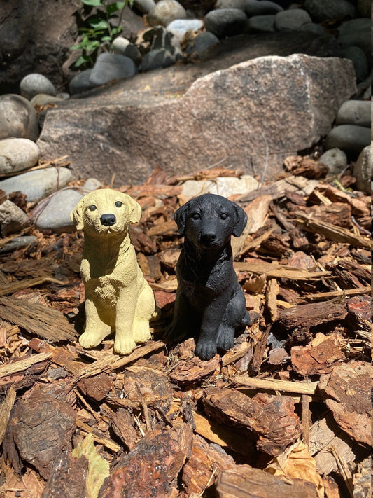 Handmade Pair of Labrador Retriever Concrete Figures